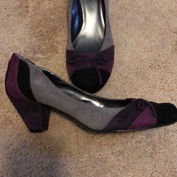 Multicolored sure pumps - Picture 2 of 3